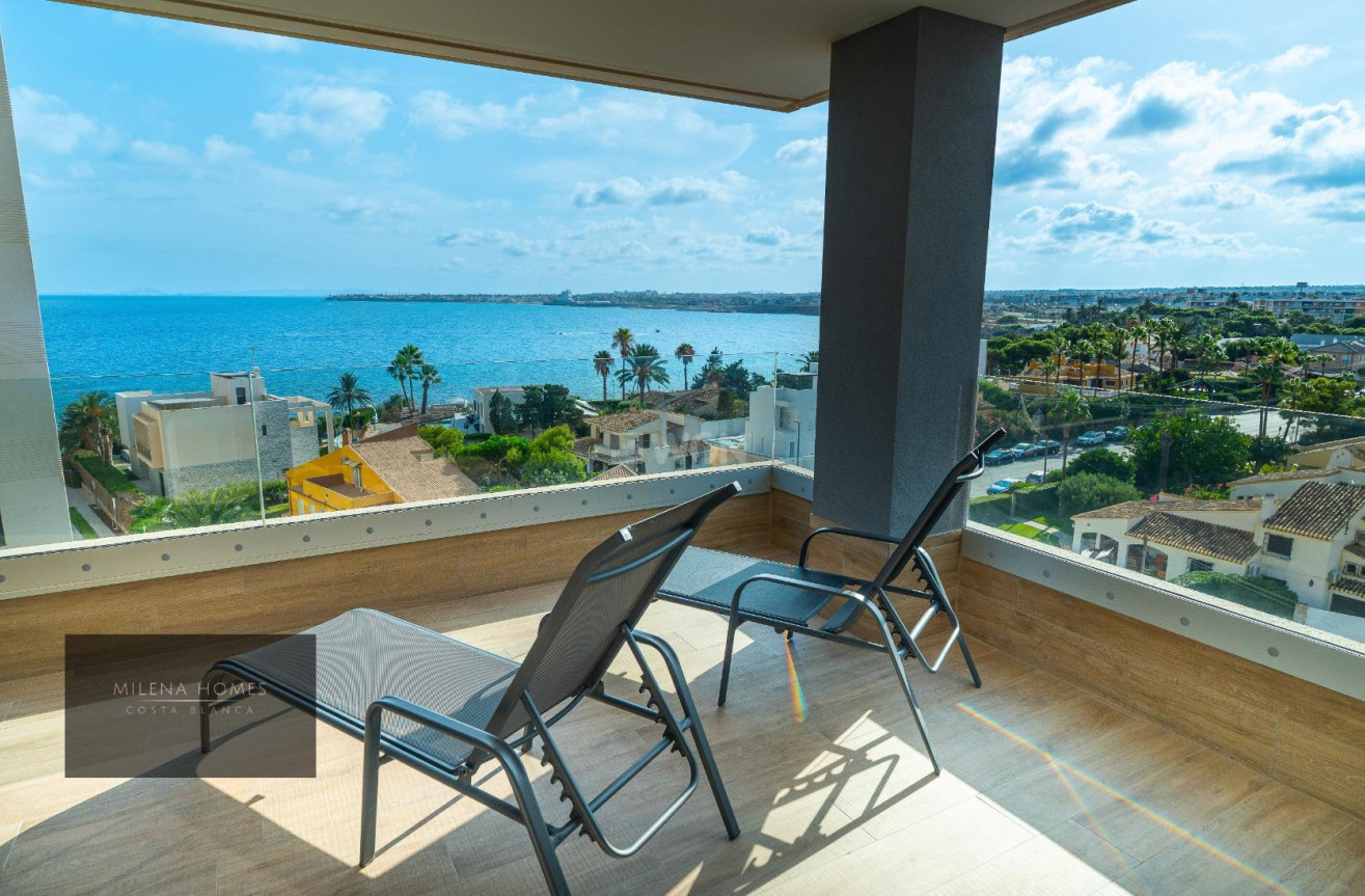 Resale - Apartment / flat - Torrevieja - Punta Prima