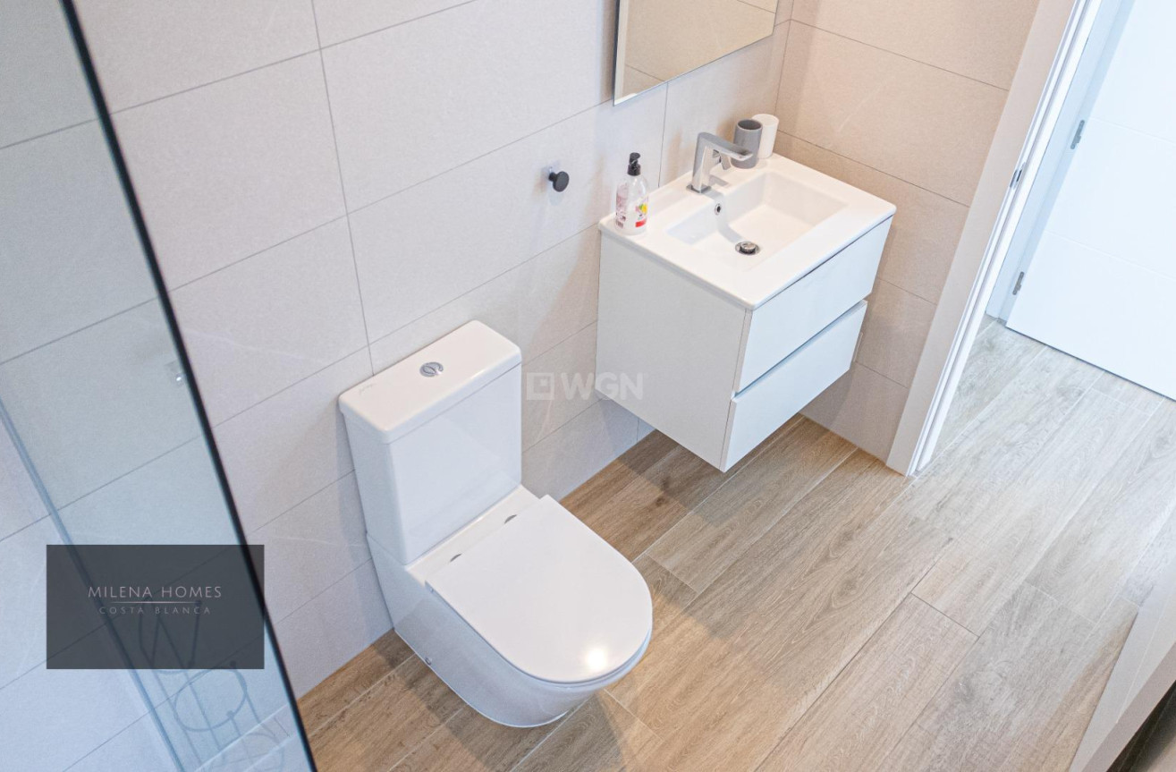 Resale - Apartment / flat - Torrevieja - Punta Prima