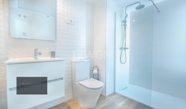 Resale - Apartment / flat - Torrevieja - Punta Prima