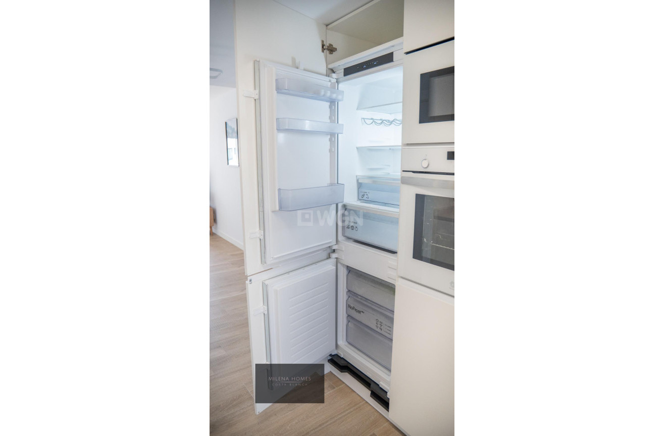 Resale - Apartment / flat - Torrevieja - Punta Prima