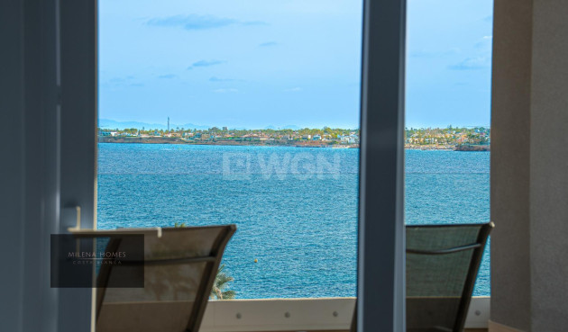 Resale - Apartment / flat - Torrevieja - Punta Prima