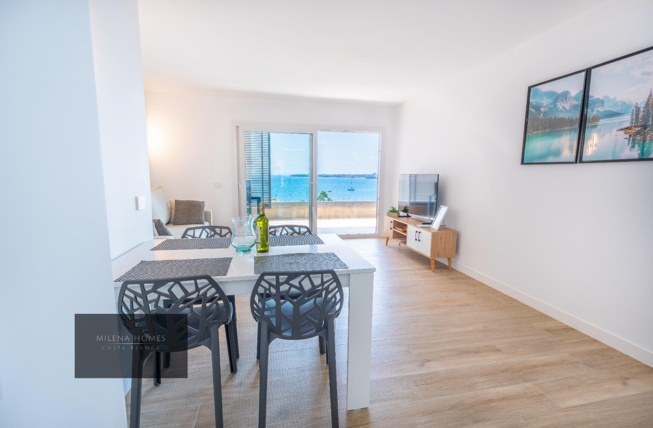 Resale - Apartment / flat - Torrevieja - Punta Prima