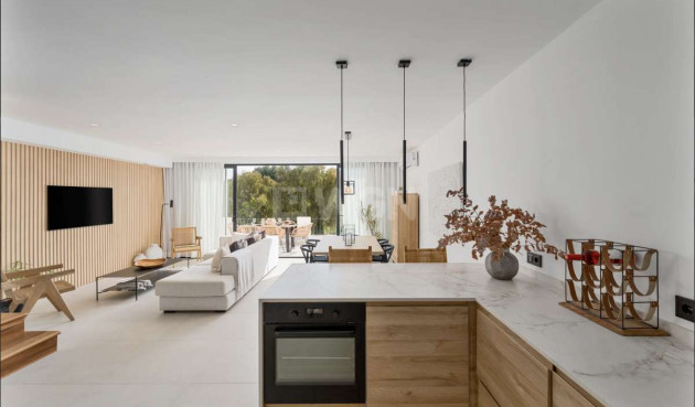 Resale - Townhouse - Marbella centre - Inland