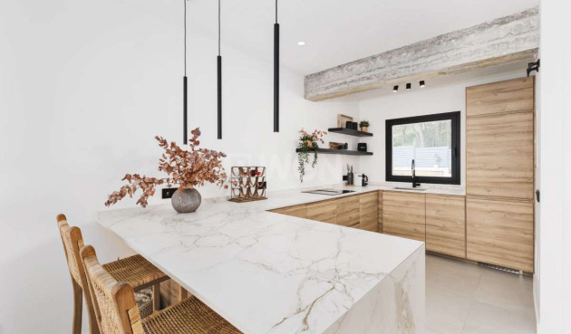 Resale - Townhouse - Marbella centre - Inland