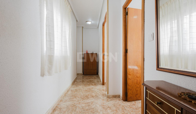 Resale - Apartment / flat - Torrevieja - Costa Blanca