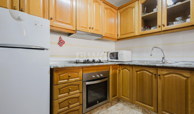 Resale - Apartment / flat - Torrevieja - Costa Blanca
