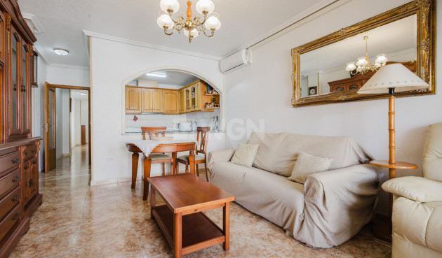 Resale - Apartment / flat - Torrevieja - Costa Blanca
