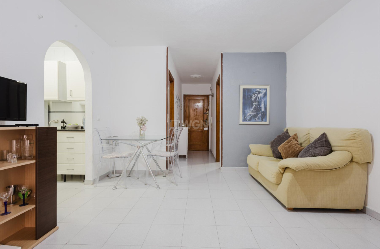 Resale - Apartment / flat - Torrevieja - Costa Blanca