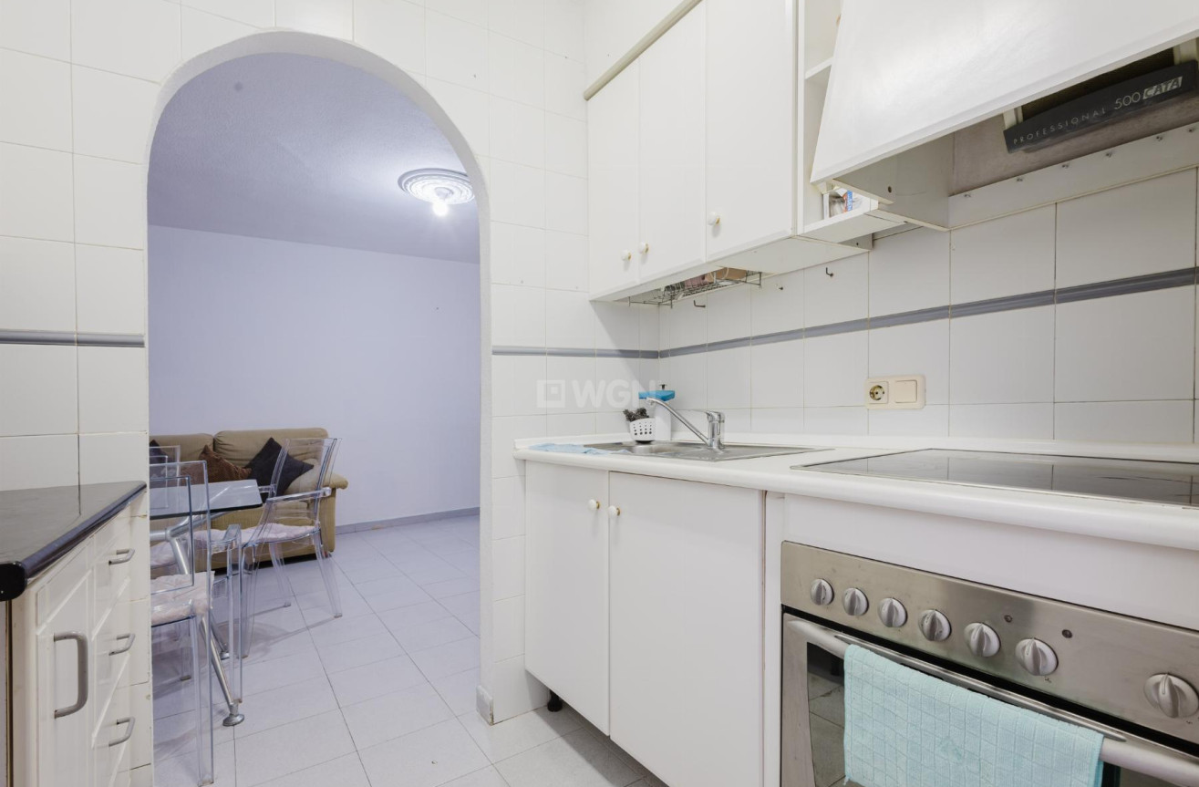 Resale - Apartment / flat - Torrevieja - Costa Blanca