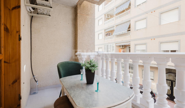 Resale - Apartment / flat - Torrevieja - Costa Blanca