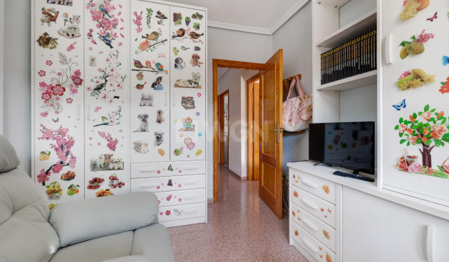 Resale - Apartment / flat - Torrevieja - Costa Blanca