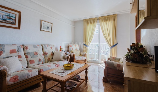Resale - Apartment / flat - Torrevieja - Costa Blanca