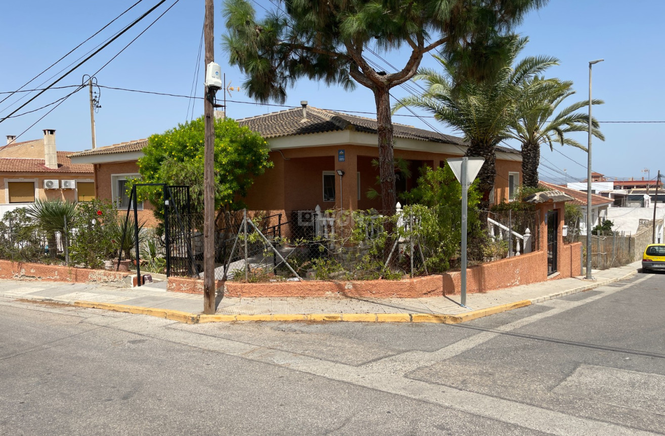 Odsprzedaż - Villa - Benijofar - Costa Blanca