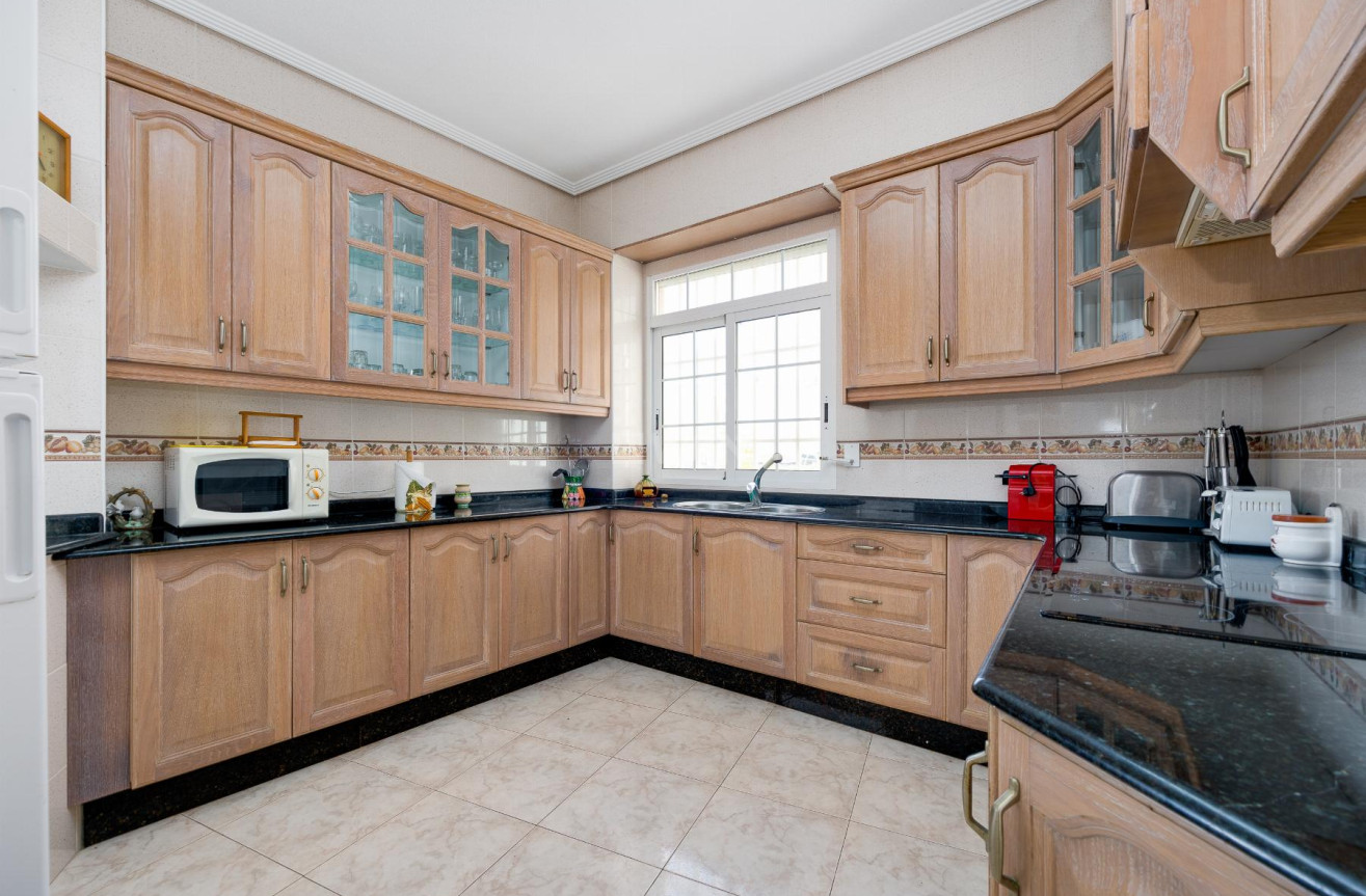 Resale - Apartment / flat - Torrevieja - Costa Blanca