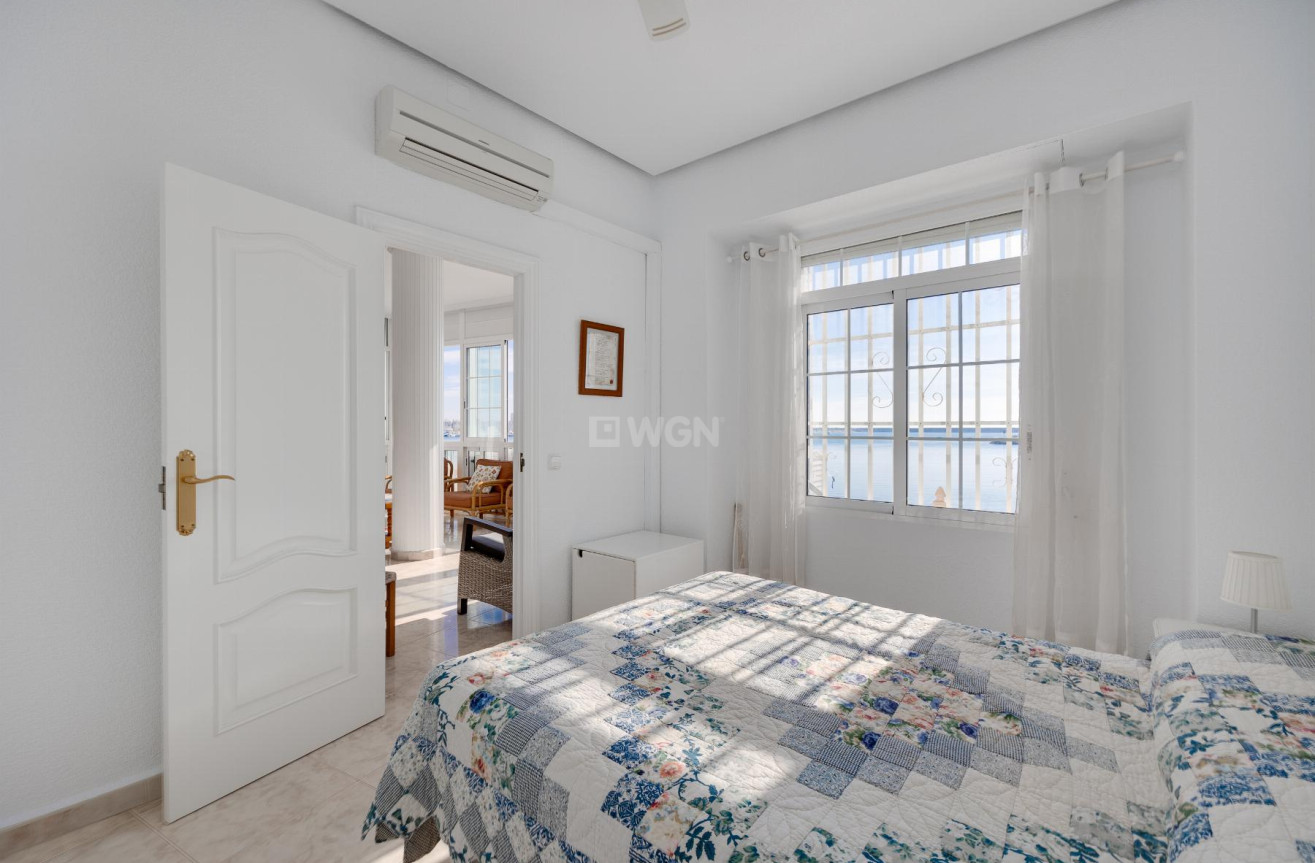 Resale - Apartment / flat - Torrevieja - Costa Blanca