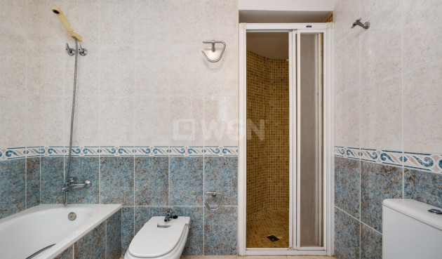 Resale - Apartment / flat - Torrevieja - Costa Blanca