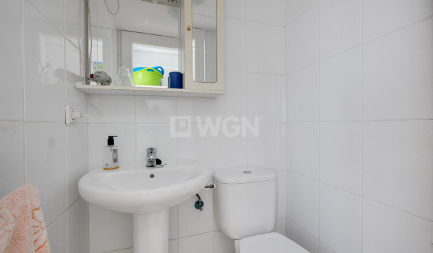 Resale - Apartment / flat - Torrevieja - Costa Blanca