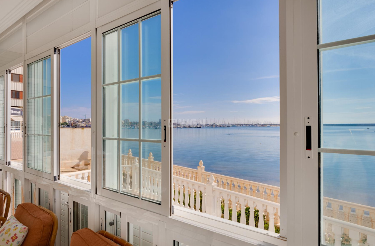 Resale - Apartment / flat - Torrevieja - Costa Blanca