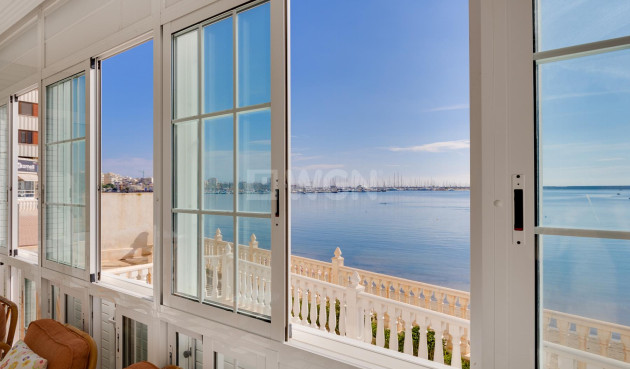 Resale - Apartment / flat - Torrevieja - Costa Blanca