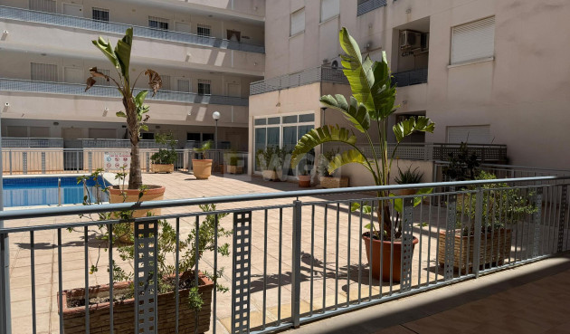 Reventa - Apartamento / piso - Almoradí - Inland