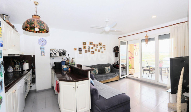 Odsprzedaż - Mieszkanie w bloku - Torrevieja - Costa Blanca