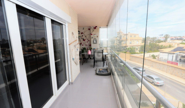 Odsprzedaż - Mieszkanie w bloku - Torrevieja - Costa Blanca