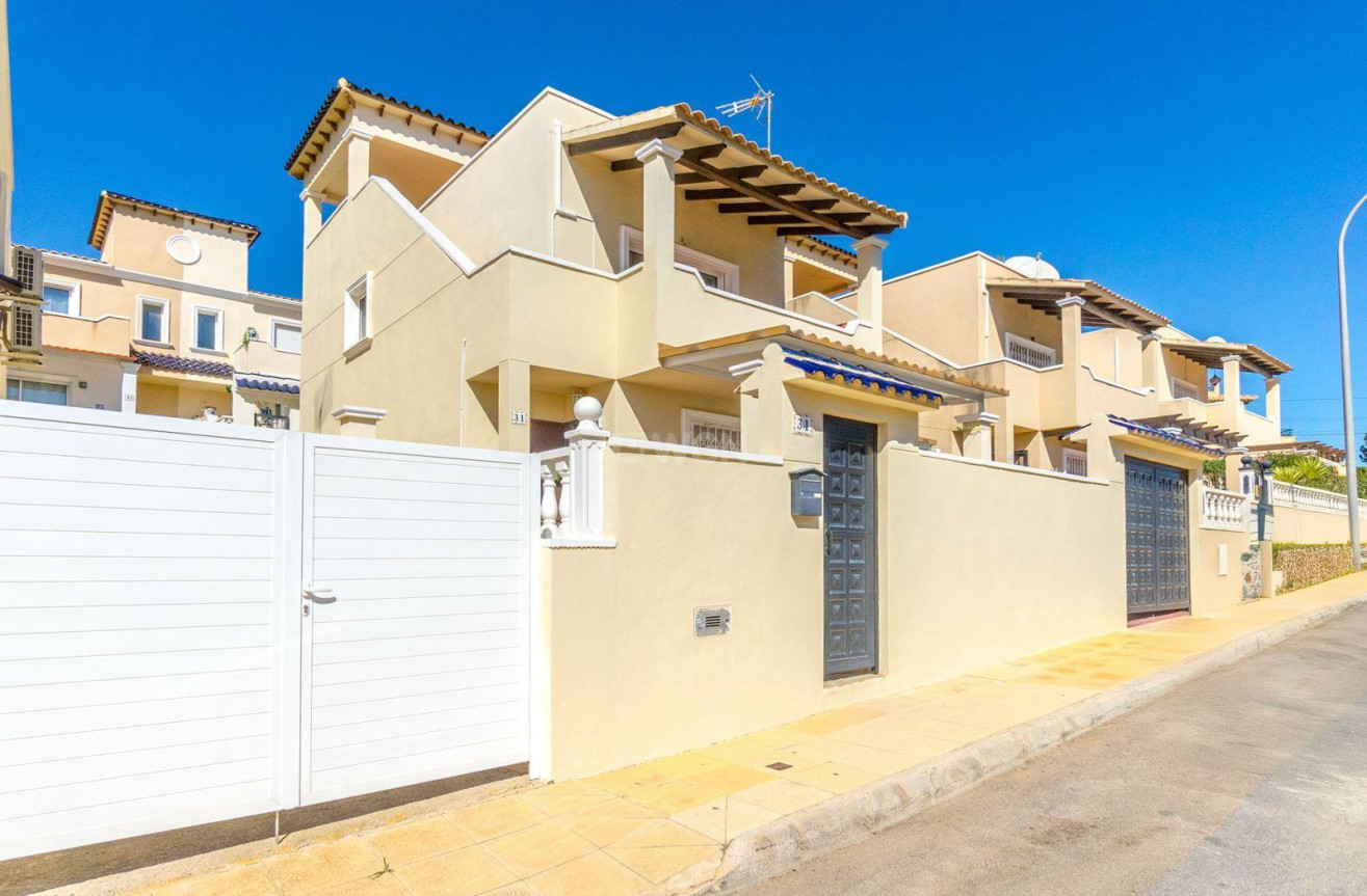 Resale - Townhouse - Orihuela Costa - Costa Blanca