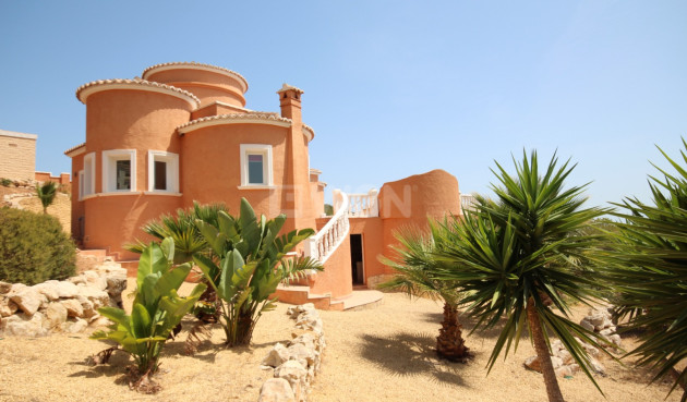 Odsprzedaż - Villa - Jávea - Costa Blanca