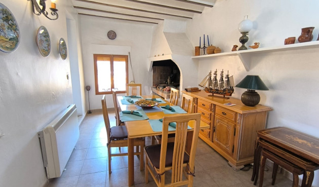 Odsprzedaż - Kamienica - Casas Del Señor - Inland