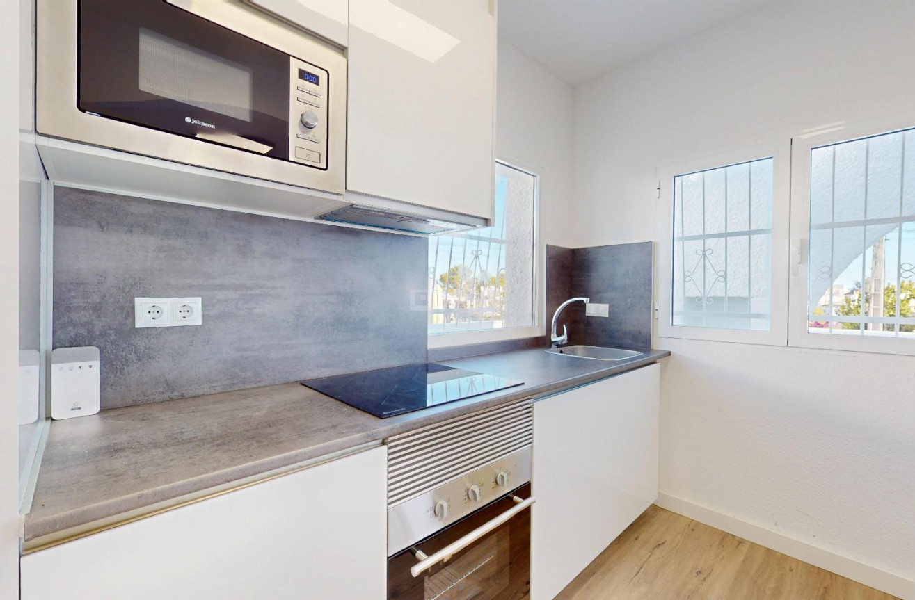 Wiederverkauf - Bungalow - Orihuela Costa - Costa Blanca