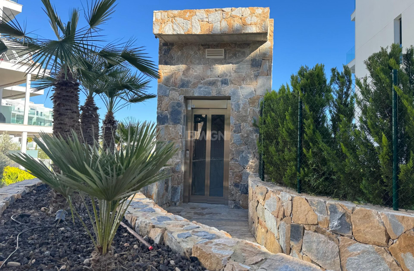 Reventa - Apartamento / piso - Orihuela - Las Colinas Golf