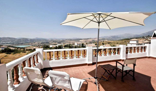 Odsprzedaż - Villa - Vinuela - Inland