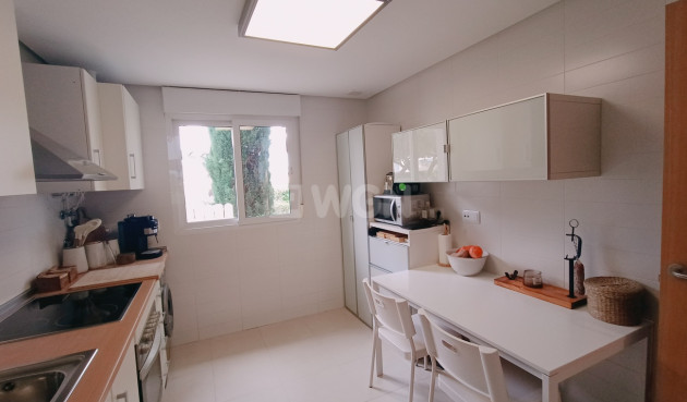 Odsprzedaż - Mieszkanie w bloku - La Torre Golf Resort - Inland