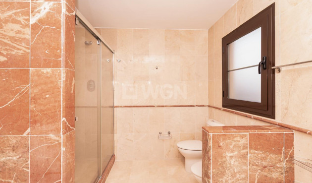 Wiederverkauf - Wohnung - Estepona - Atalaya-isdabe