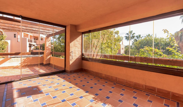 Wiederverkauf - Wohnung - Estepona - Atalaya-isdabe