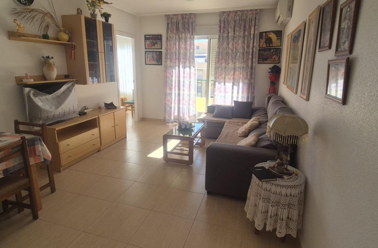 Reventa - Apartamento / piso - Torrevieja - La Mata Pueblo