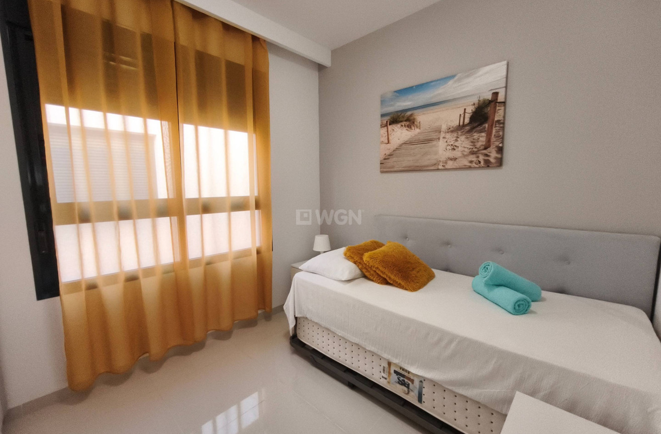 Reventa - Apartamento / piso - Pilar de la Horadada - La Torre de la Horadada