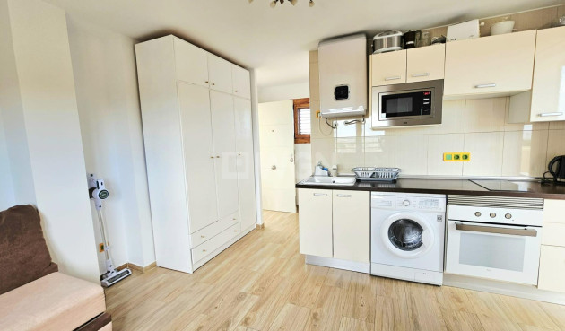 Resale - Apartment / flat - Torrevieja - Nueva Torrevieja