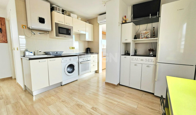 Resale - Apartment / flat - Torrevieja - Nueva Torrevieja