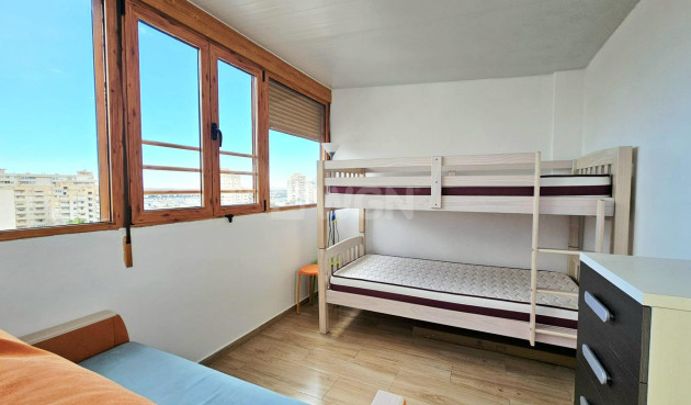 Resale - Apartment / flat - Torrevieja - Nueva Torrevieja