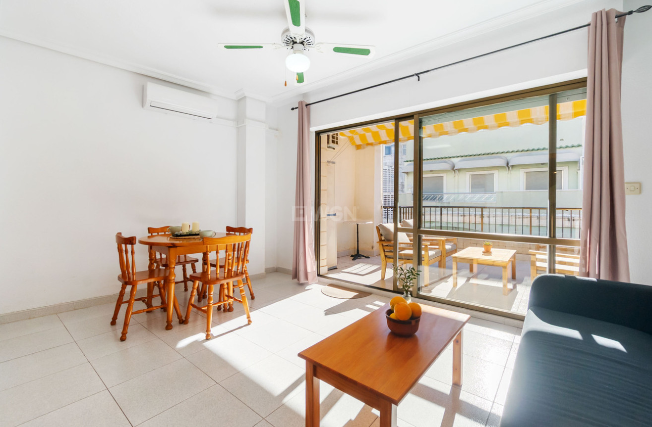 Reventa - Apartamento / piso - Torrevieja - Playa del Cura