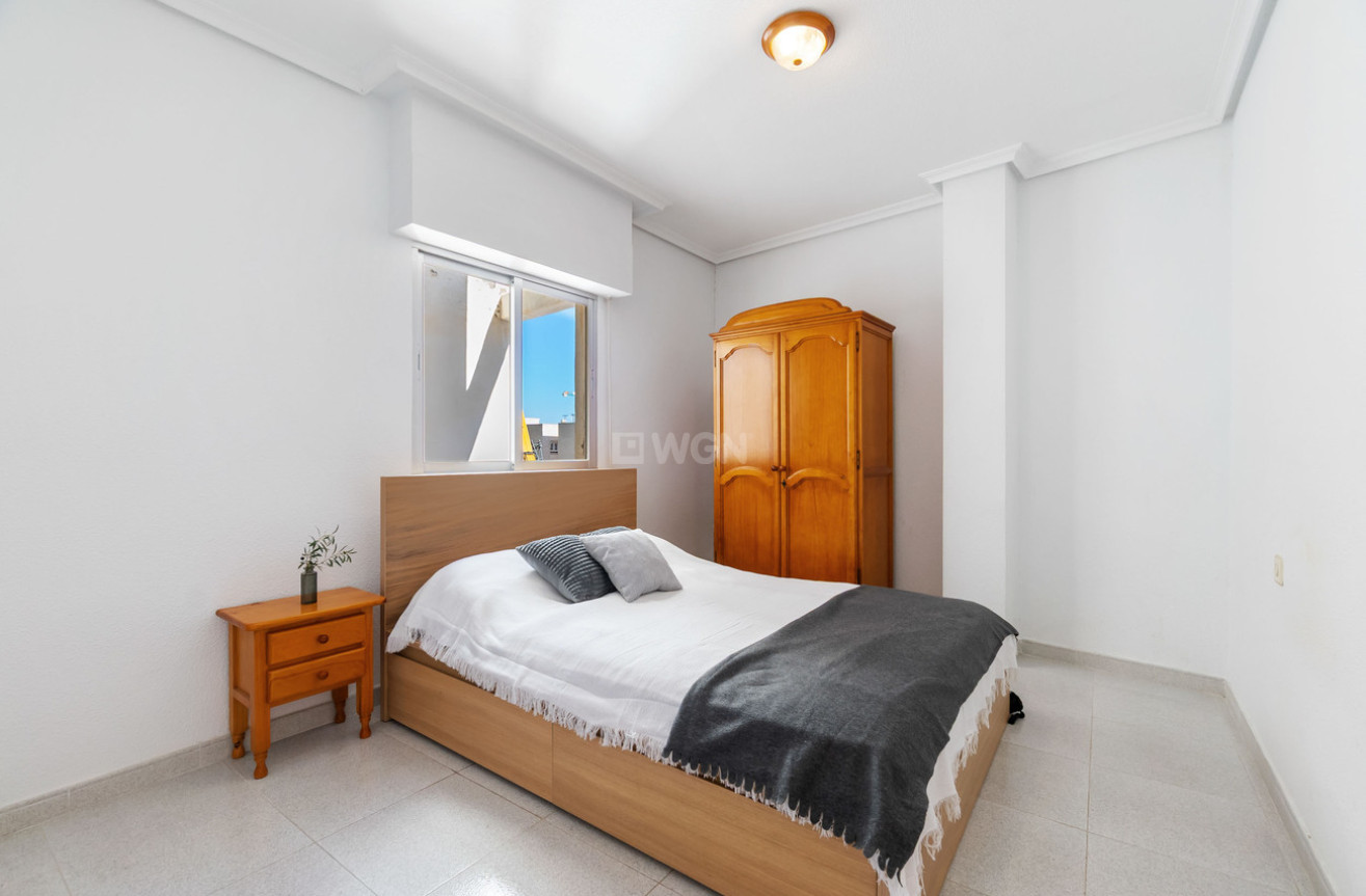 Reventa - Apartamento / piso - Torrevieja - Playa del Cura