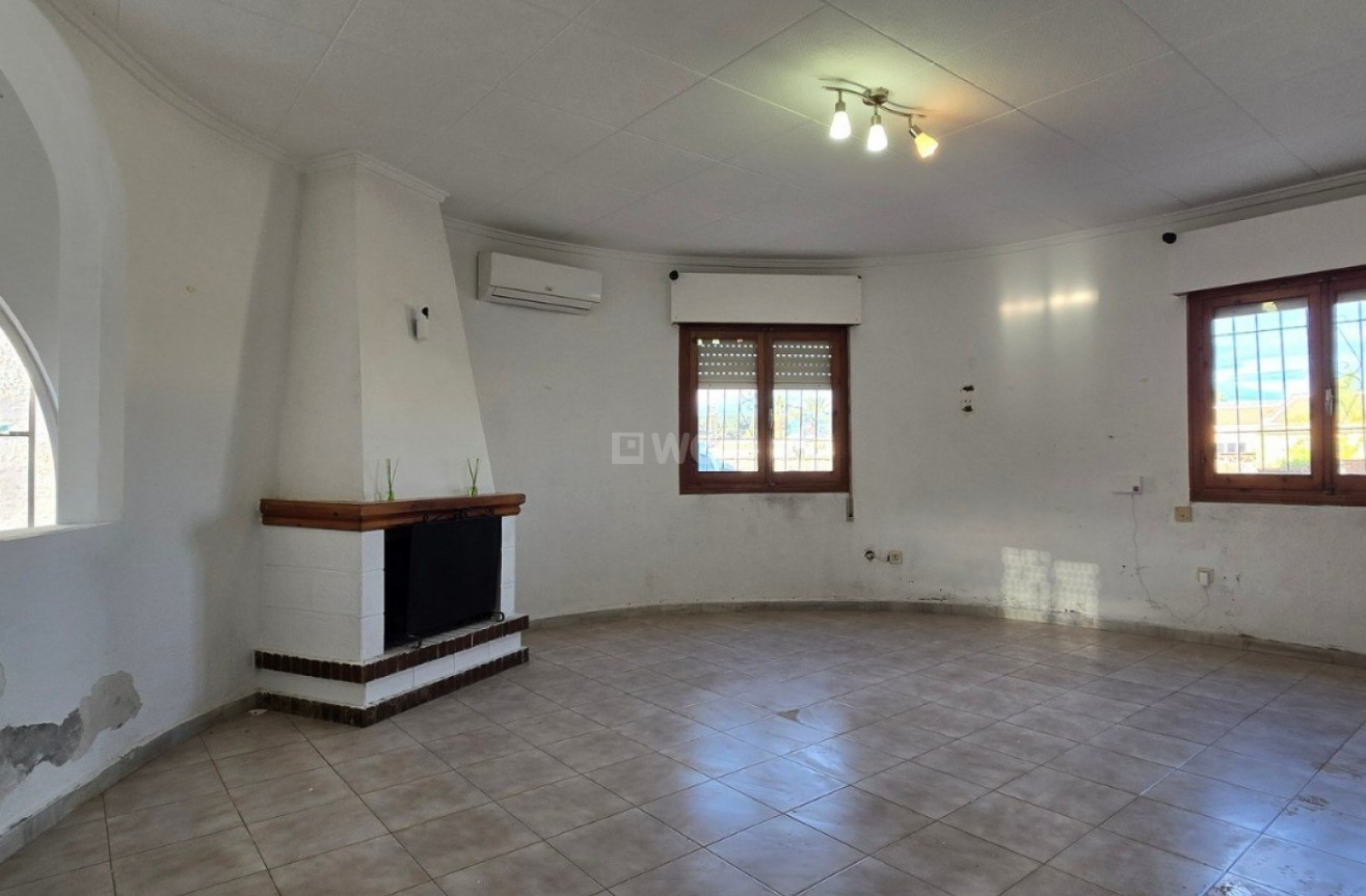 Resale - Villa - Torrevieja - Costa Blanca