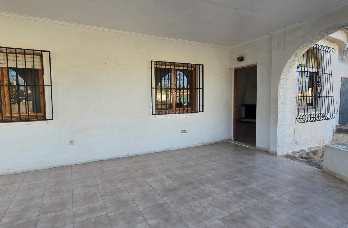 Resale - Villa - Torrevieja - Costa Blanca