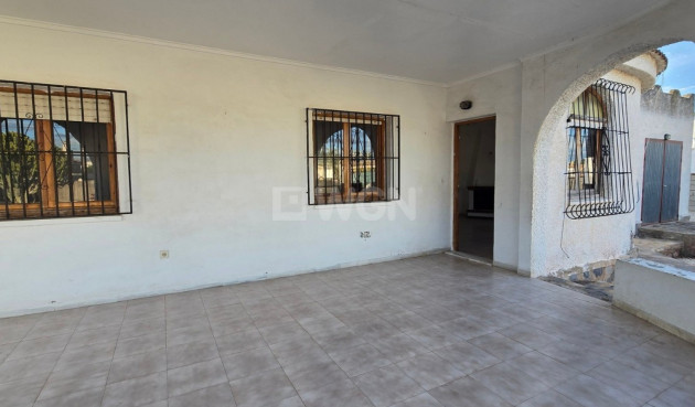 Resale - Villa - Torrevieja - Costa Blanca