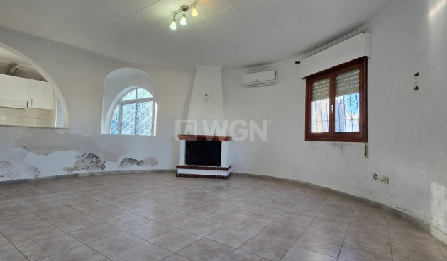 Resale - Villa - Torrevieja - Costa Blanca