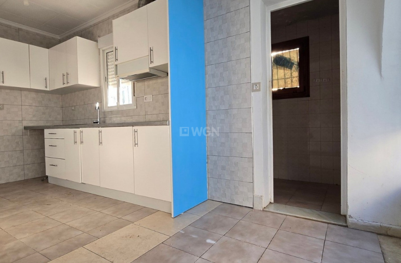 Resale - Villa - Torrevieja - Costa Blanca