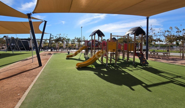 Resale - Villa - Torrevieja - Costa Blanca