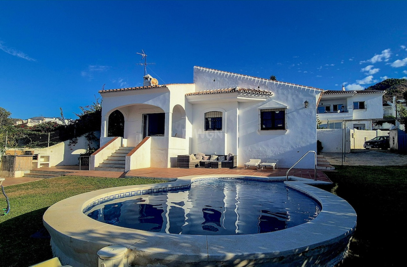 Wiederverkauf - Villa - Nerja - Costa del Sol