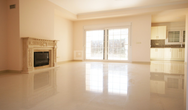 Reventa - Villa - Cabo Roig - Costa Blanca